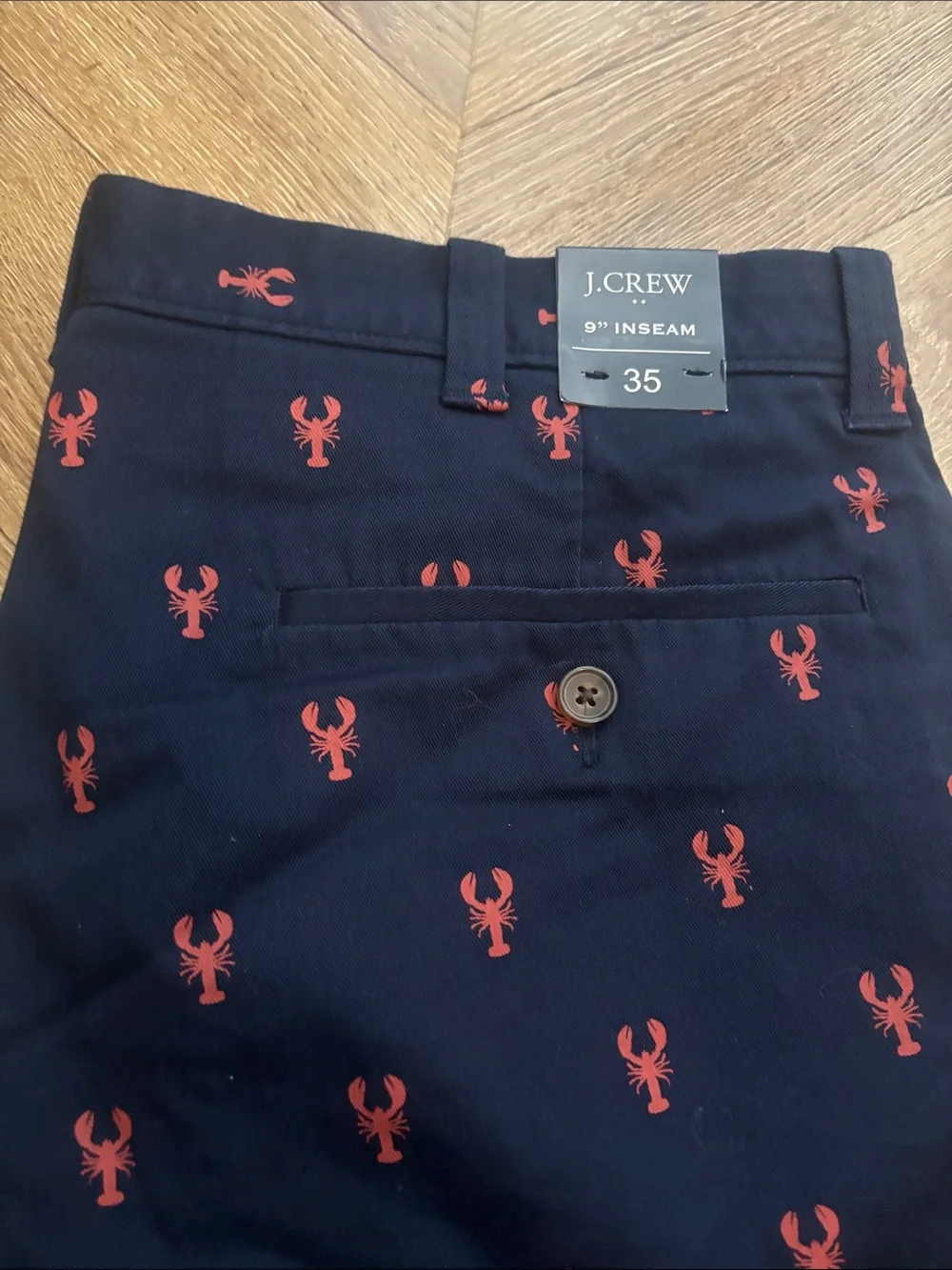 NWT J. Crew Navy Shorts with Red Lobster Motif - Size 35”
